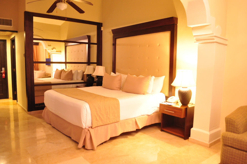 Resort The Level At Melia Caribe (adults Only)